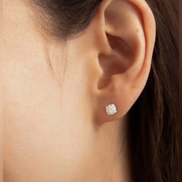 Vrai Pave Stud - Picture 4 of 8